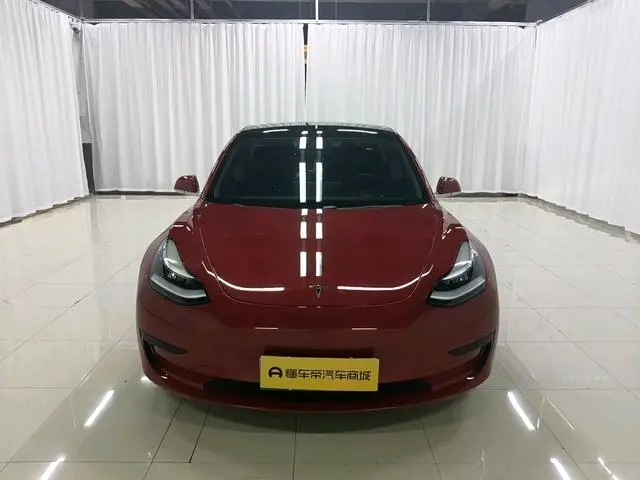 Tesla Model 3 Upgraded version of standard battery life rear drive