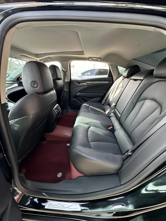 Buick Lacrosse 652T luxury