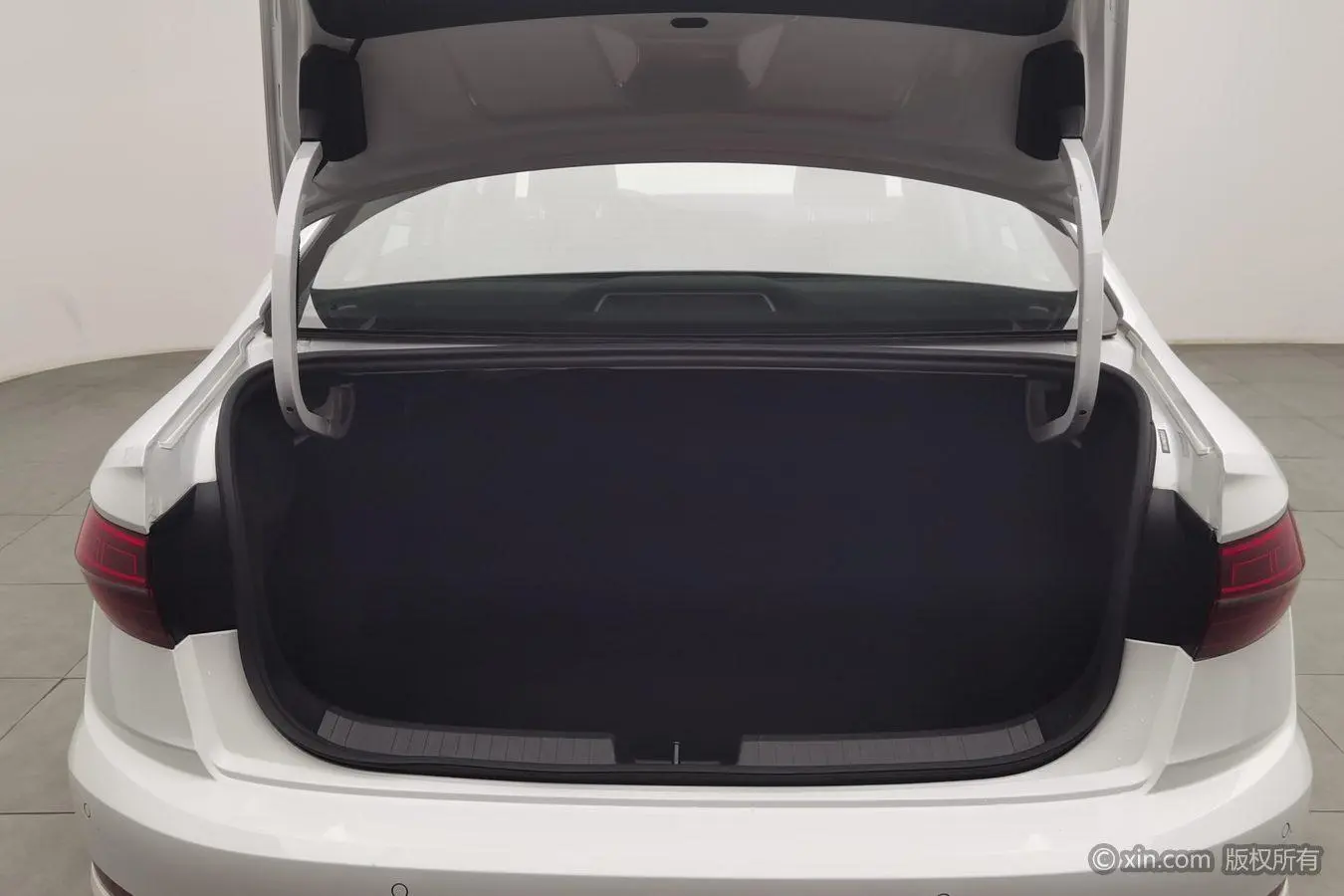 Volkswagen Sagitar 280TSI DSG Beyond Edition