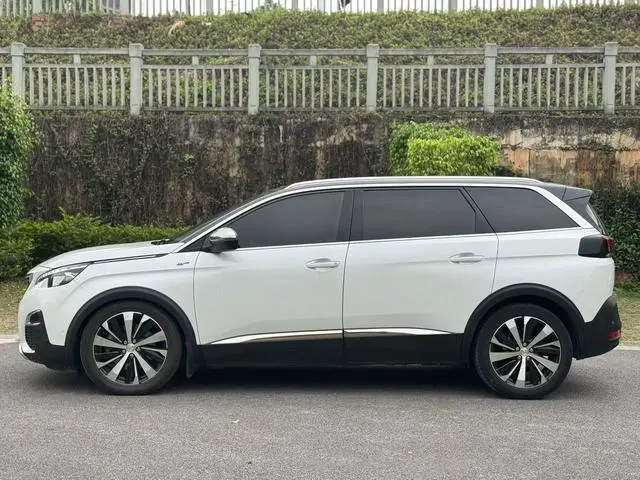 Peugeot Peugeot 5008 380THP 7-seater luxury GT version