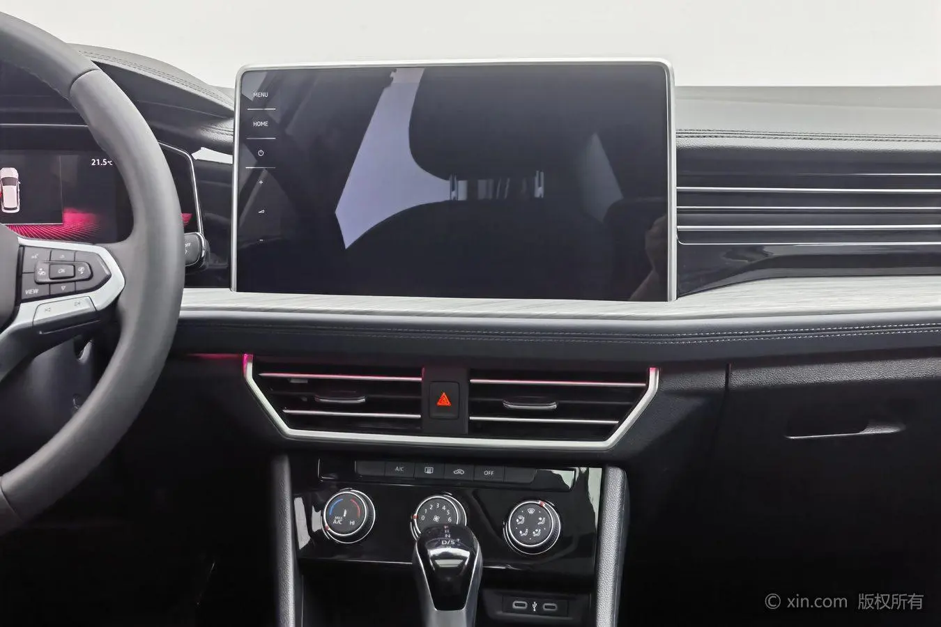 Volkswagen Sagitar 300TSI DSG Beyond Edition