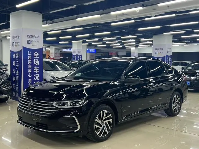 Volkswagen Lavida Facelift 1.5L automatic five million version