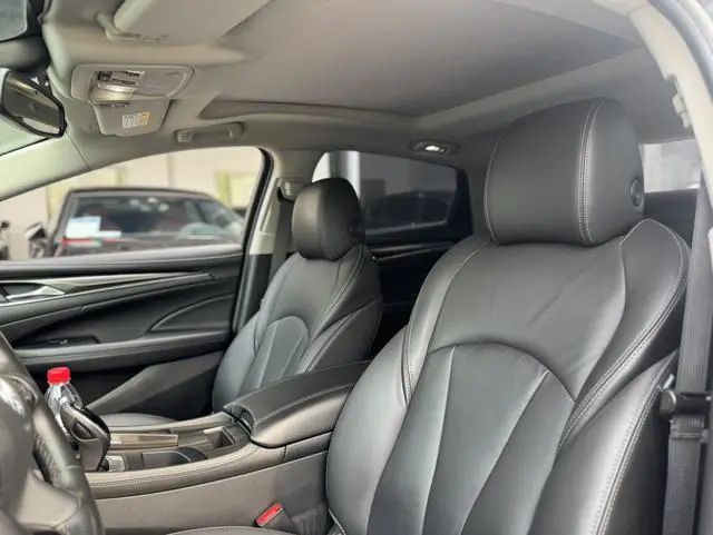 Buick Lacrosse 652T luxury