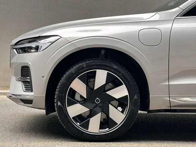 Volvo Volvo XC60 PHEV T8 four-wheel drive long battery life Zhiyuan Deluxe Edition