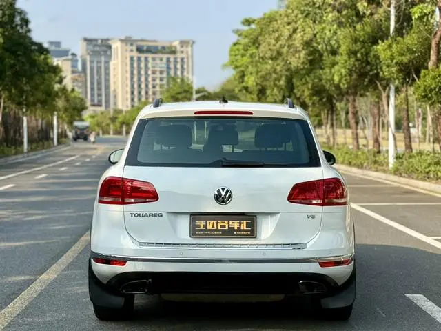 Volkswagen Touareg 3.0 TSI Yaoyue Edition