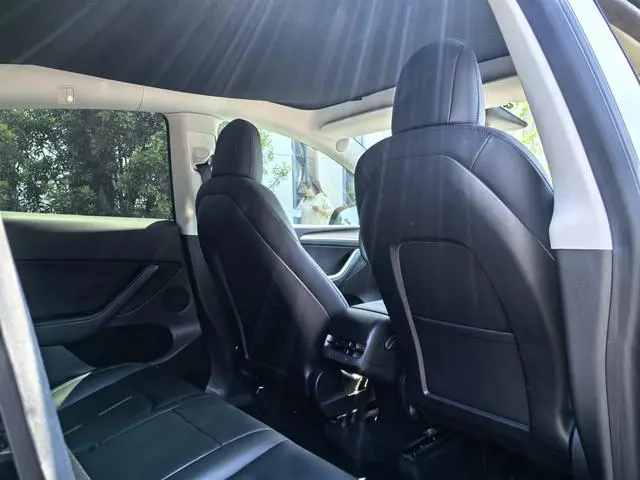 Tesla Model Y Standard battery life, rear-wheel drive version