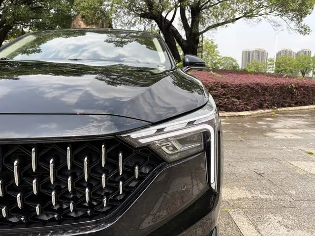 FAW Pentium B70 The third generation 1.5T automatic enjoyment type