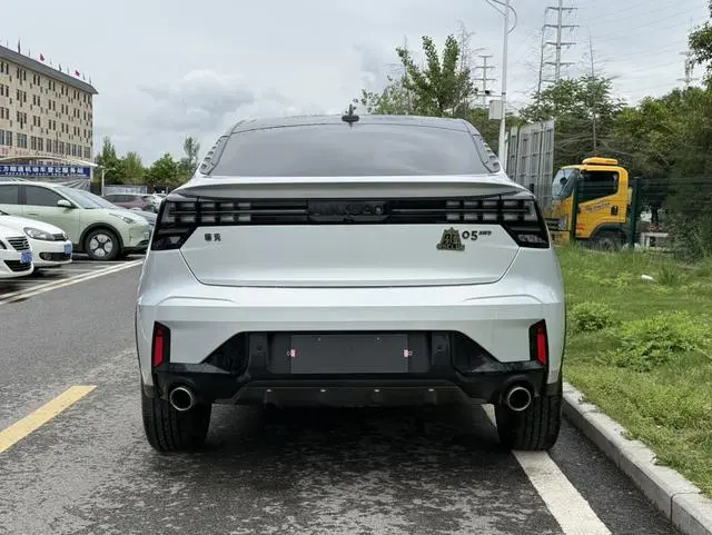 LYNK & CO Lynk 05 2.0TD four-wheel drive Halo