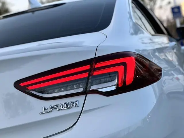 Buick Regal 552T luxury