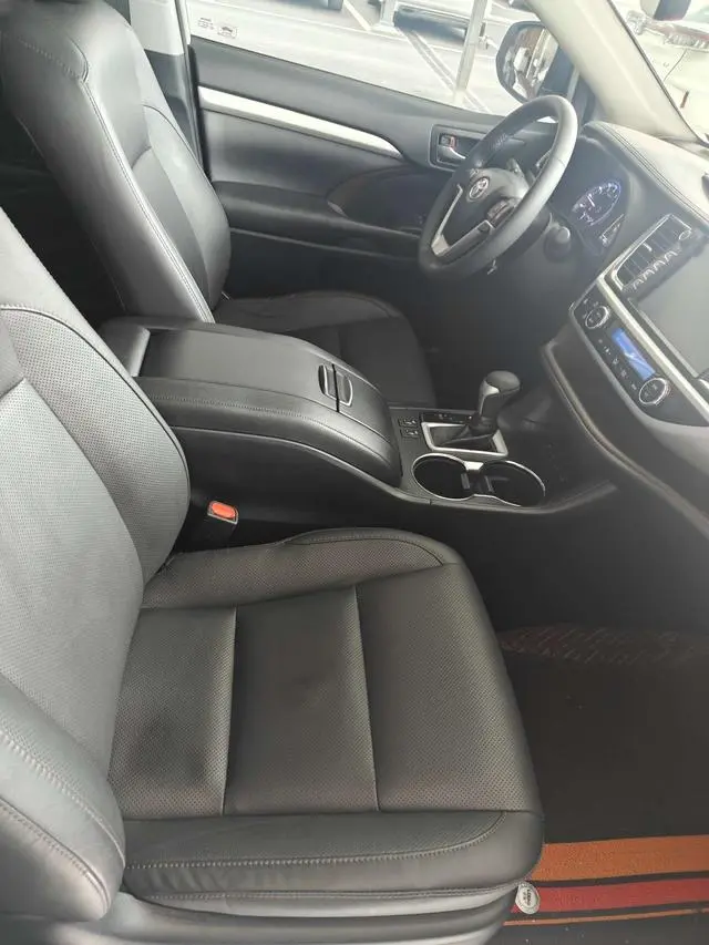 TOYOTA Highlander 2.0T four-wheel drive deluxe edition 7-seater Country V