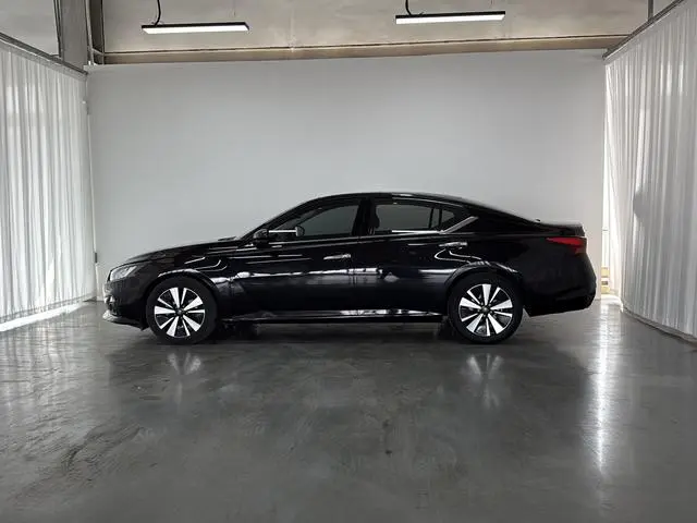 Nissan Teana 2.0 L XL Upper Smart Travel Edition