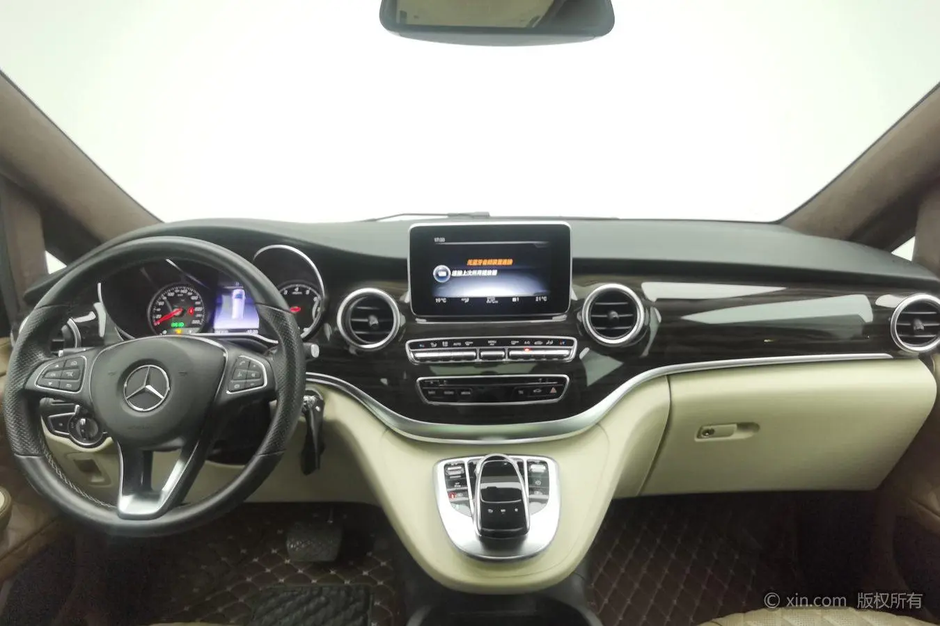 Mercedes-Benz Mercedes-Benz V-class V 260 Pilot Version Country VI