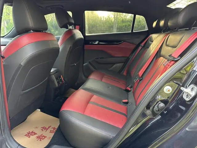 Dongfeng Fengshen Yi Hyun 230T Automatic Shadow Chasing Knight Edition