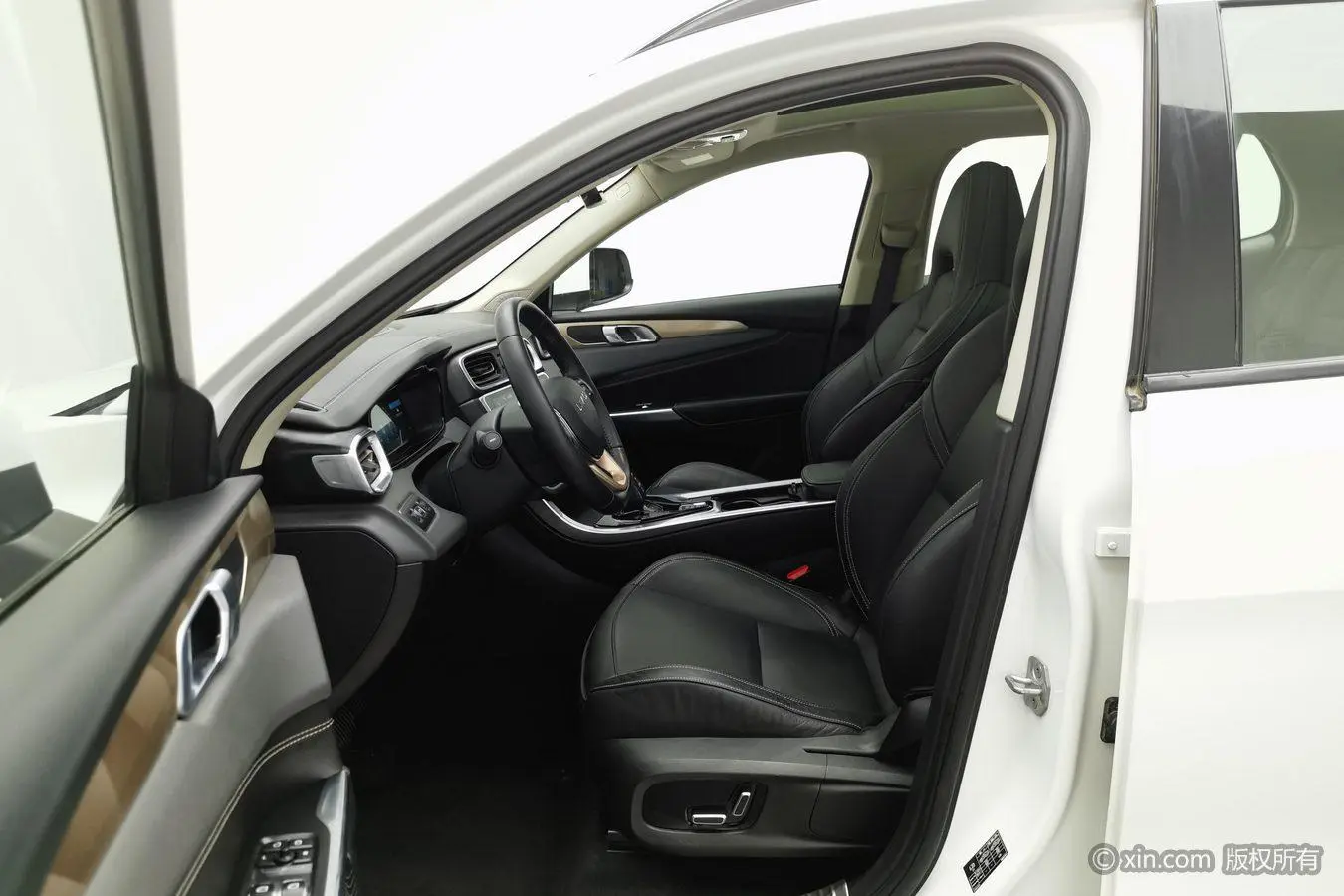 LYNK & CO Lynk 01 2.0T two-wheel drive version