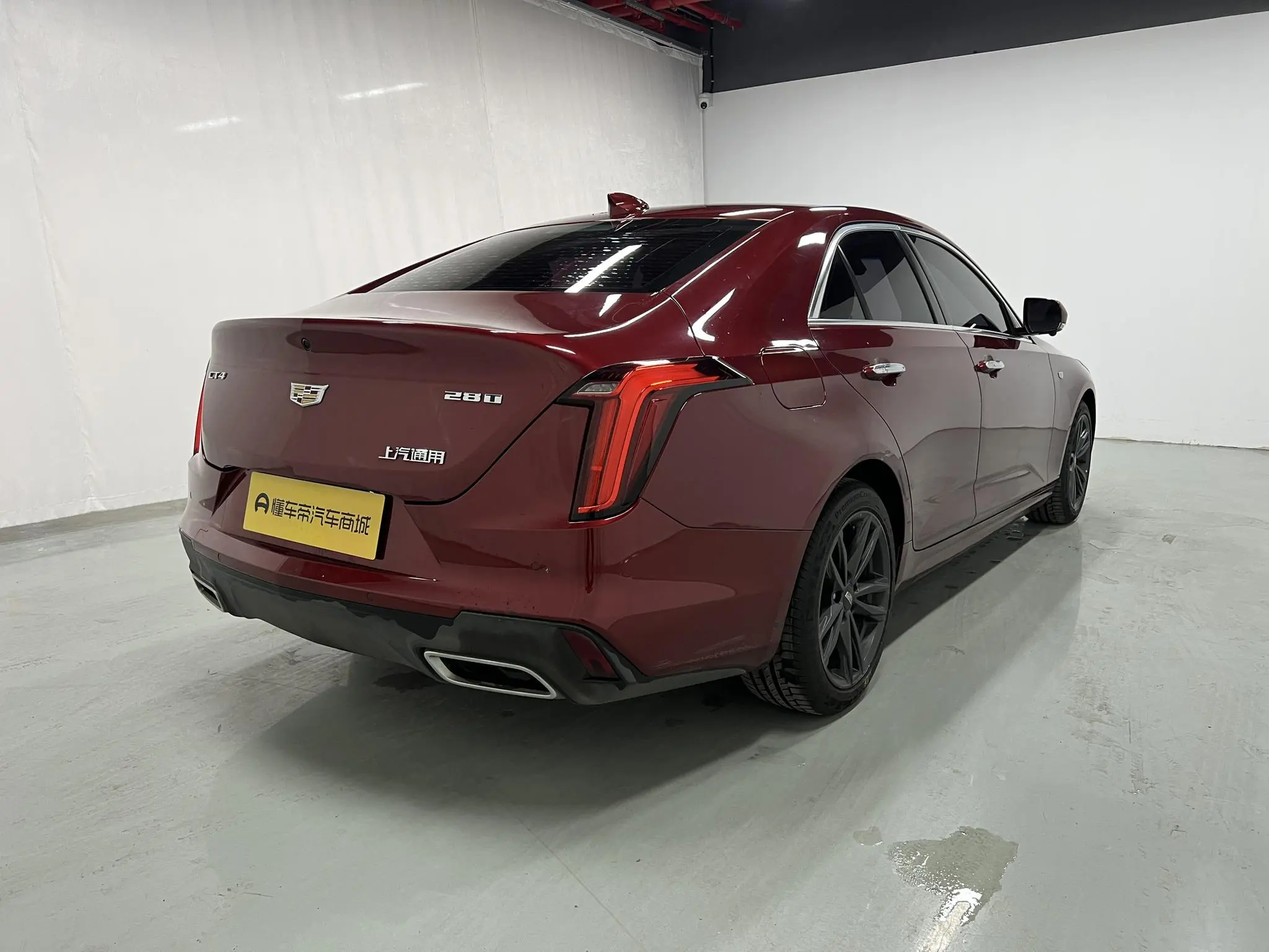 Cadillac Cadillac CT4 28T luxury