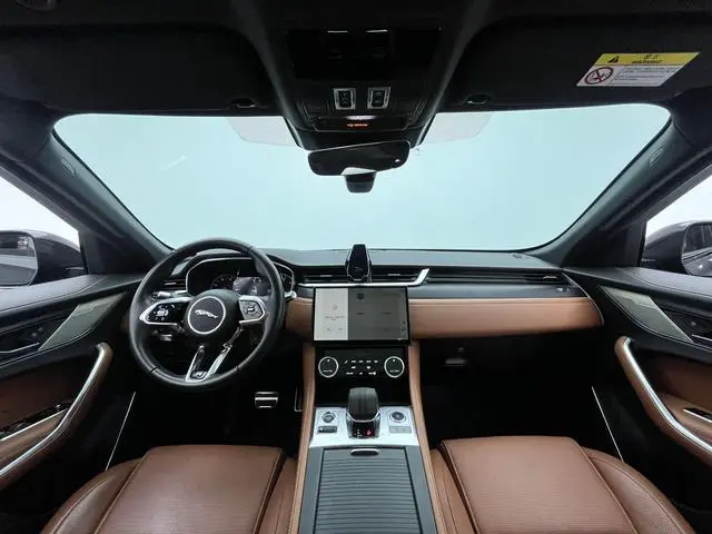 Jaguar Jaguar F-PACE P250 R-Dynamic BLACK