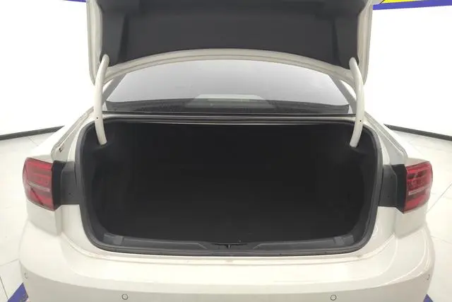 Volkswagen Lingdu 280TSI DSG Comfort Edition Country VI