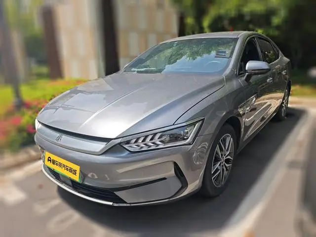 BYD Qin PLUS EV 500KM luxury type