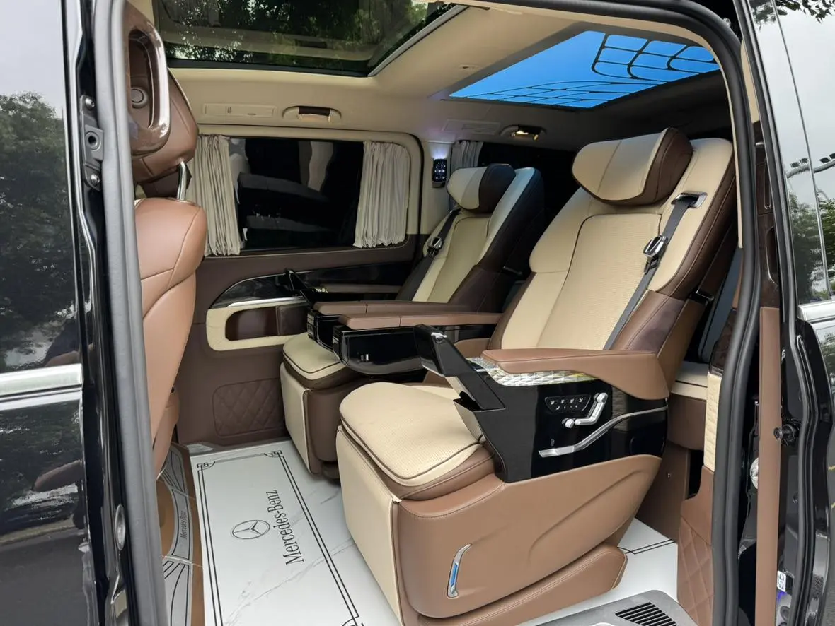 Mercedes-Benz Mercedes-Benz V-class V 260 Premium Edition Country VI
