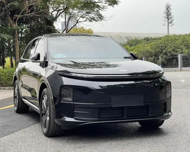 Li Auto Ideal L6 Pro version