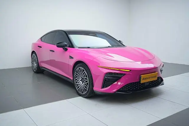 Neta Nezha S Pure electric 650 four-wheel drive Yaoshi Edition