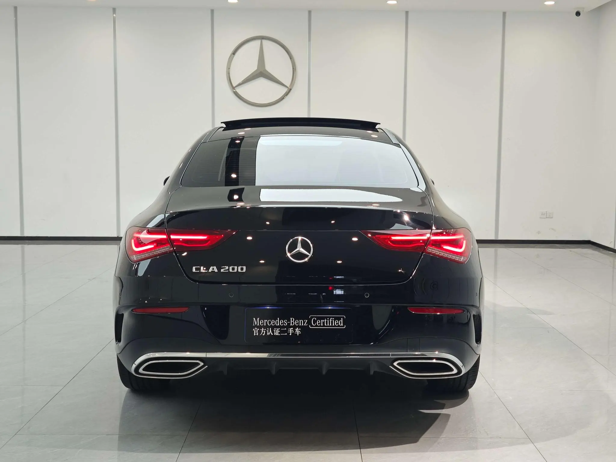 Mercedes-Benz Mercedes-Benz CLA CLA 200 four-door coupe