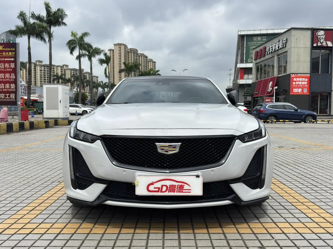 Cadillac Cadillac CT5 28T leading sports type