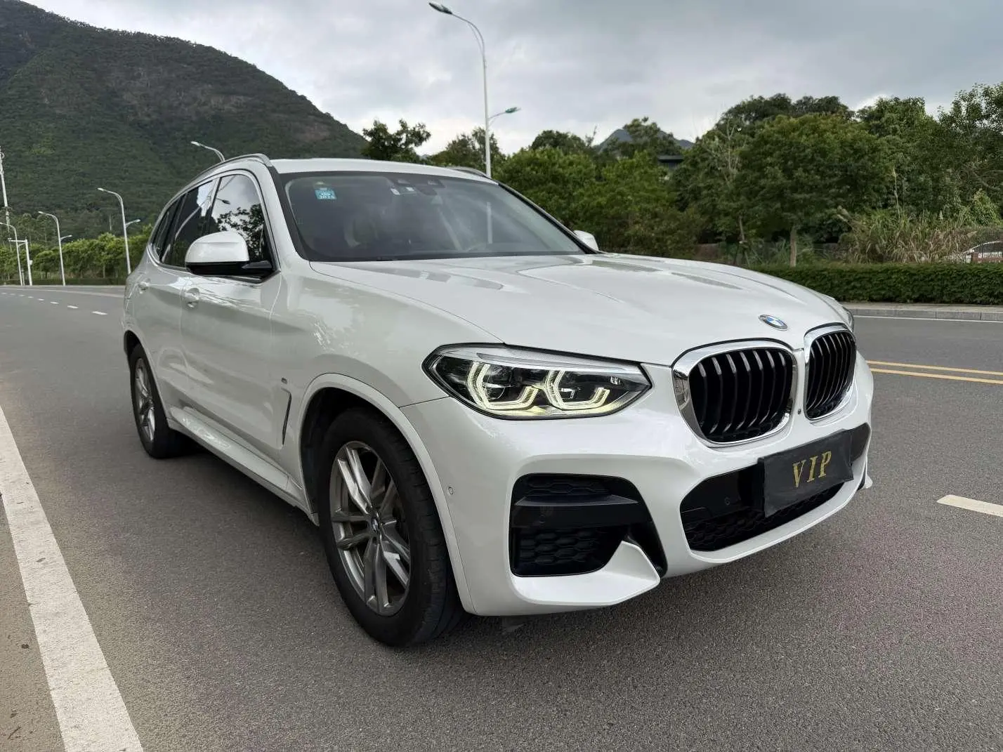 BMW BMW X3 xDrive28i M sports suit