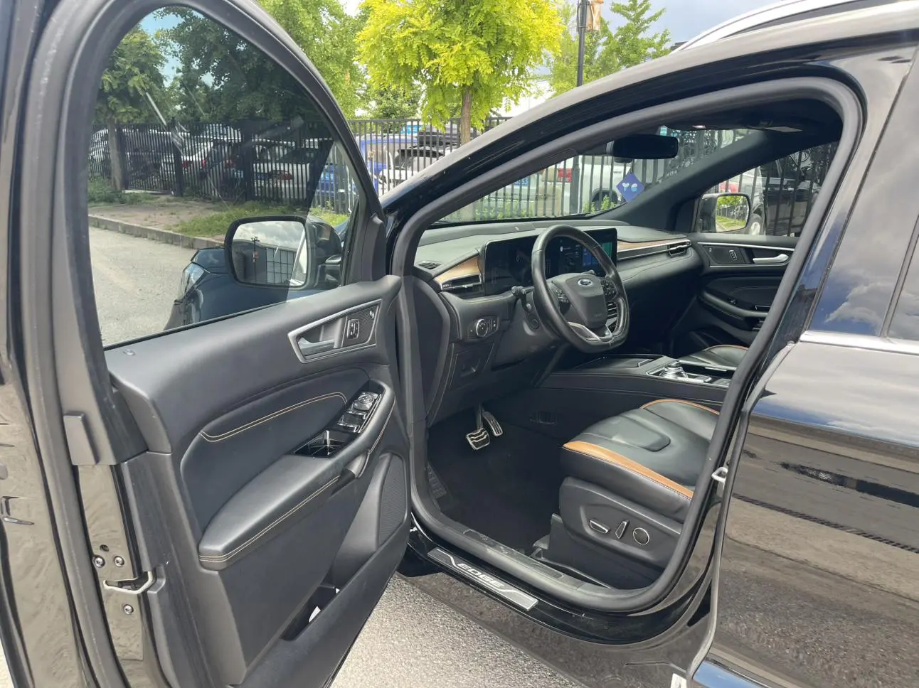 Ford Sharp World PLUS EcoBoost 245 four-wheel drive Zunrui 7-seater