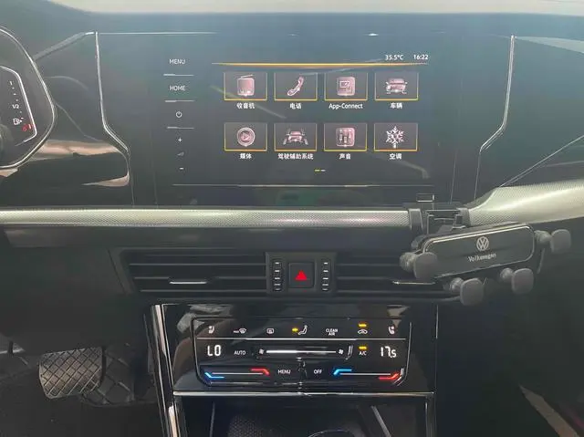 Volkswagen Passat Outstanding 380TSI Starry Sky Dragon Edition