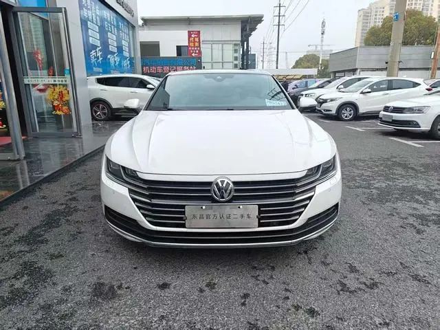 Volkswagen Volkswagen CC 330TSI Charm Edition Country VI