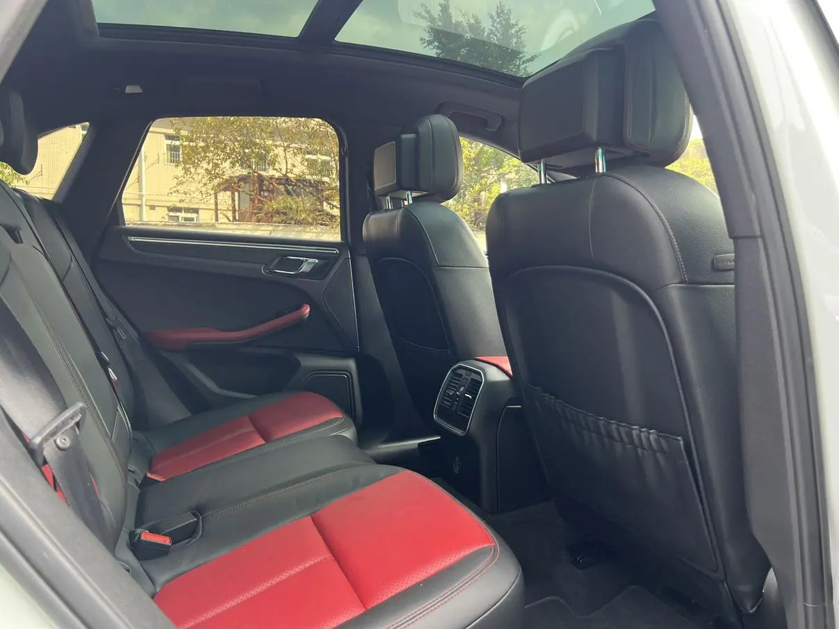 Porsche Macan Macan 2.0T