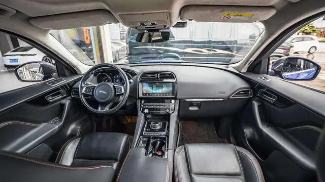 Jaguar Jaguar F-PACE 2.0T four-wheel drive Urban Exclusive Edition
