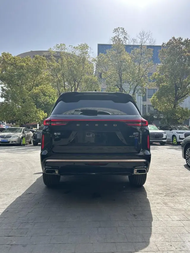 EXEED Xingtu Lanyue 2.0T four-wheel drive Star Zun-six seats