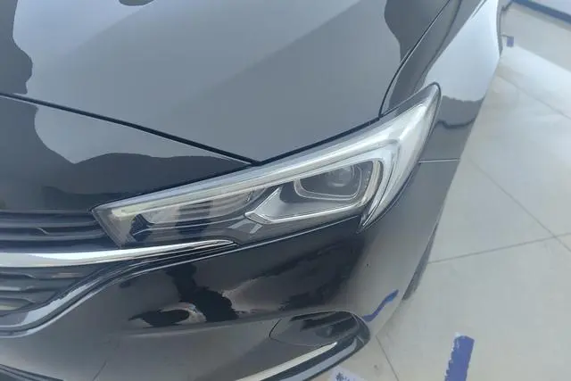 Buick Weilang Sedan 15T automatic aggressive type