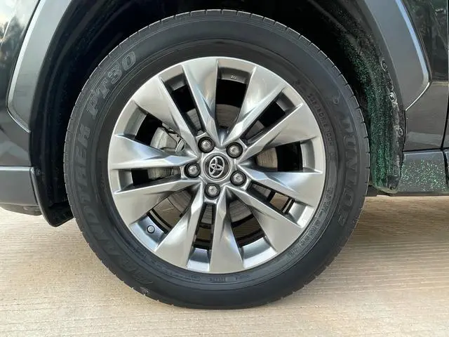 TOYOTA Wilanda Dual engine 2.5L two-wheel drive deluxe edition