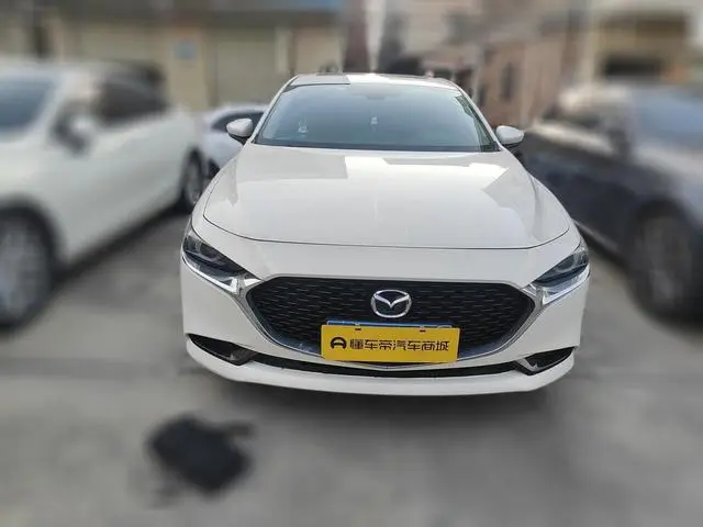 Mazda Mazda 3 Angkesaila 2.0L automatic warranty version