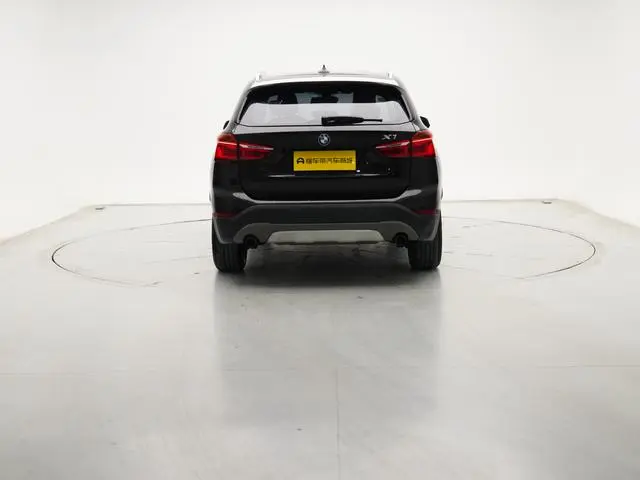 BMW BMW X1 sDrive20Li Luxury