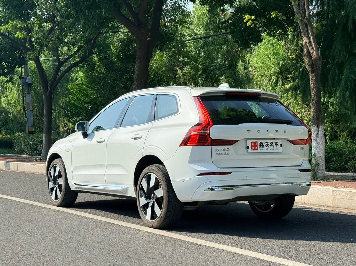 Volvo Volvo XC60 PHEV T8 four-wheel drive long battery life Zhiya Deluxe Edition