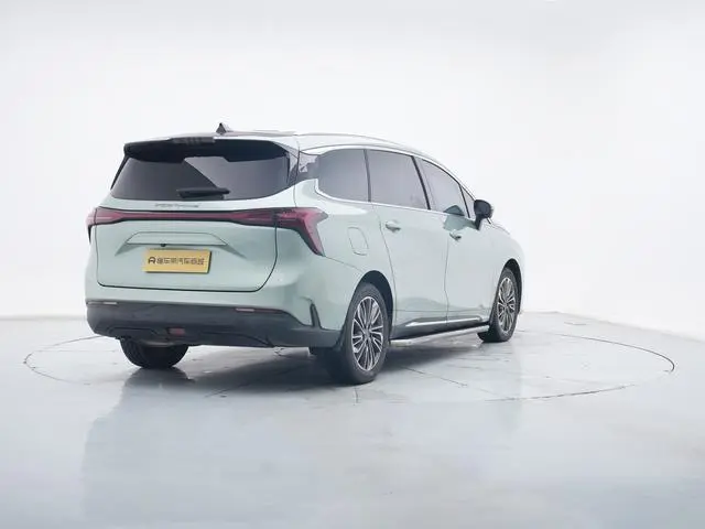 Dongfeng Fengxing Popular yachts 1.5T DCT Wave by Wave version