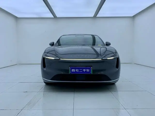 LUXEED Wisdom World R7 Pure electric 82kWh Pro rear drive version