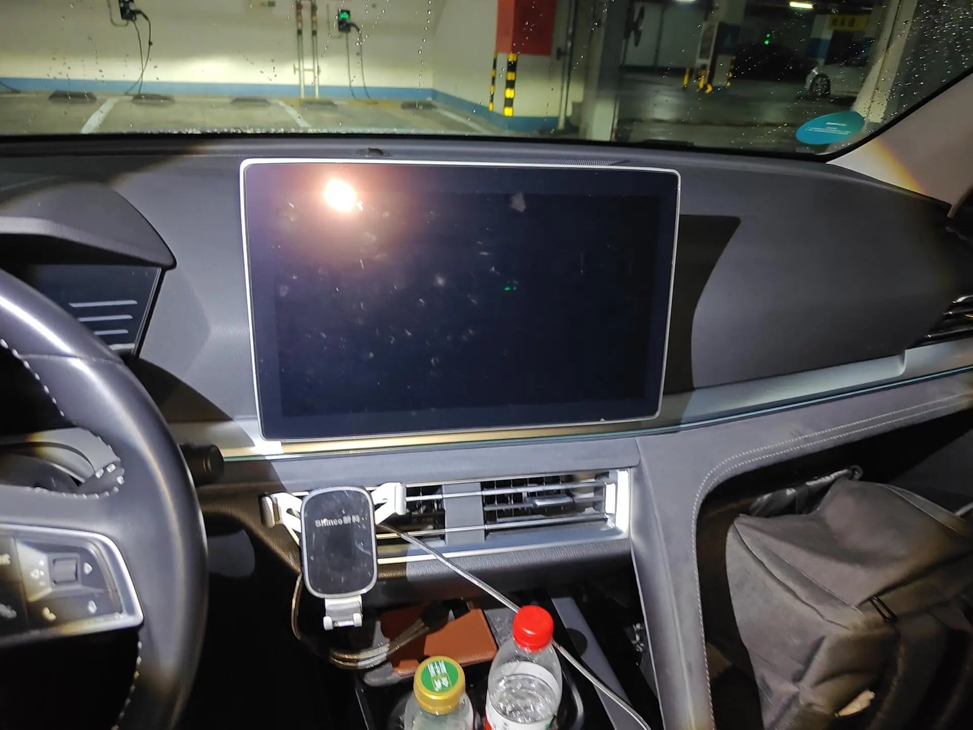 BYD Song Pro DM DM 1.5T four-wheel drive performance version flagship model