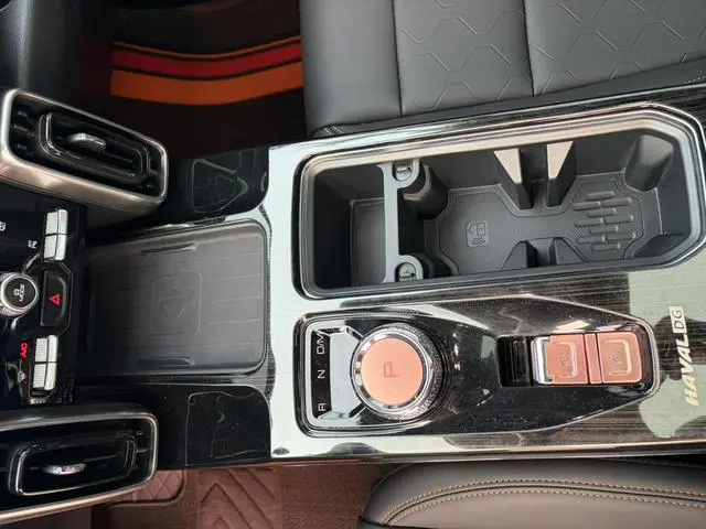 Haval Haval Big Dog 1.5T two-wheel drive horse and dog version