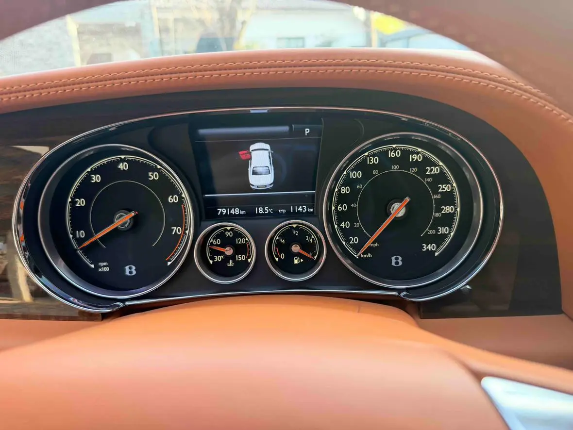 Bentley Flying 4.0T V8 Standard Edition