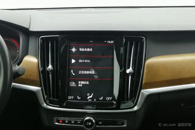 Volvo Volvo S90 PHEV 2.0 T T8 E-drive Hybrid Zhiyi Deluxe Edition