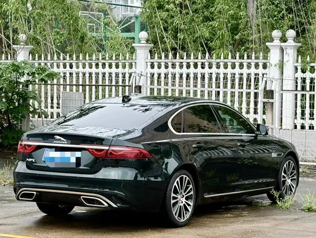 Jaguar Jaguar XFL 2.0T P250 two-wheel drive Exclusive Deluxe Edition