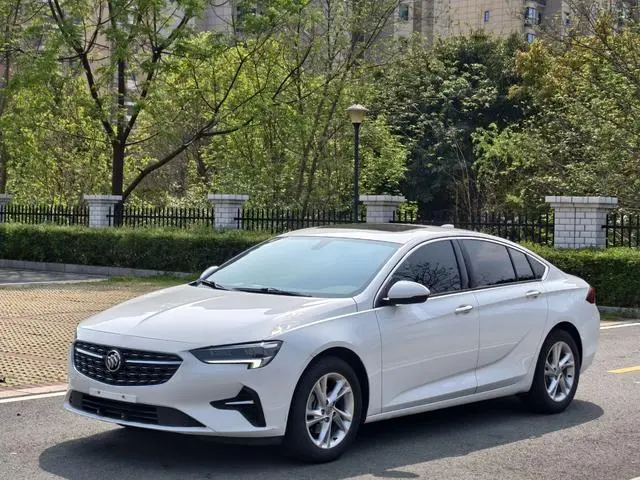 Buick Regal 552T luxury