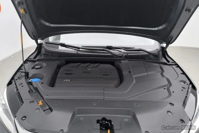 Geely Binrui 200T DCT Binzhi Edition