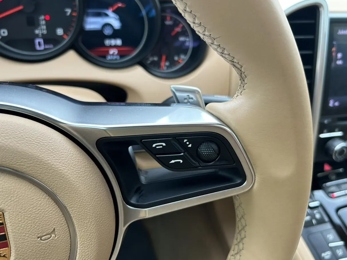 Porsche Cayenne Cayenne Platinum Edition 3.0T