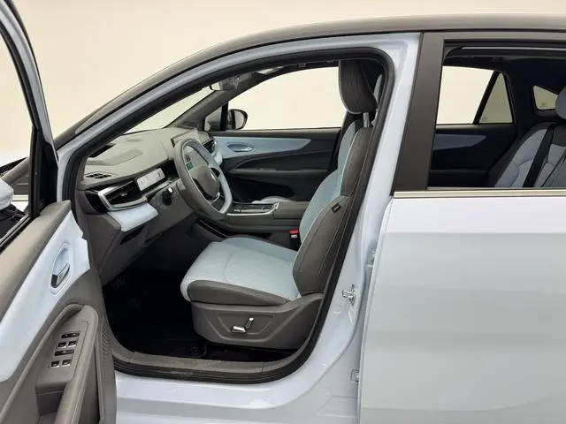 Livan Ruilan 7 Chi Yue